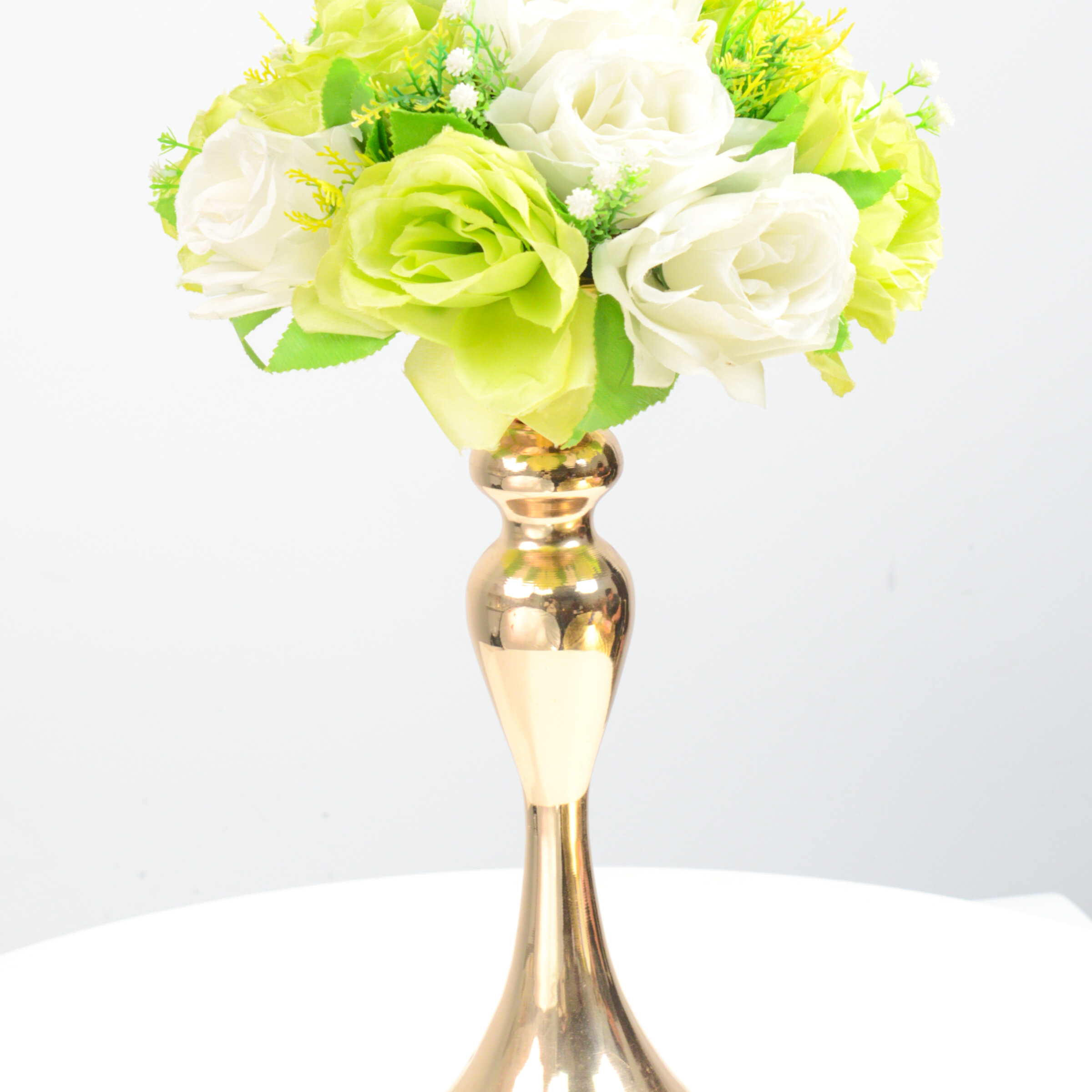 Waisted Fish Tail Candle Stand