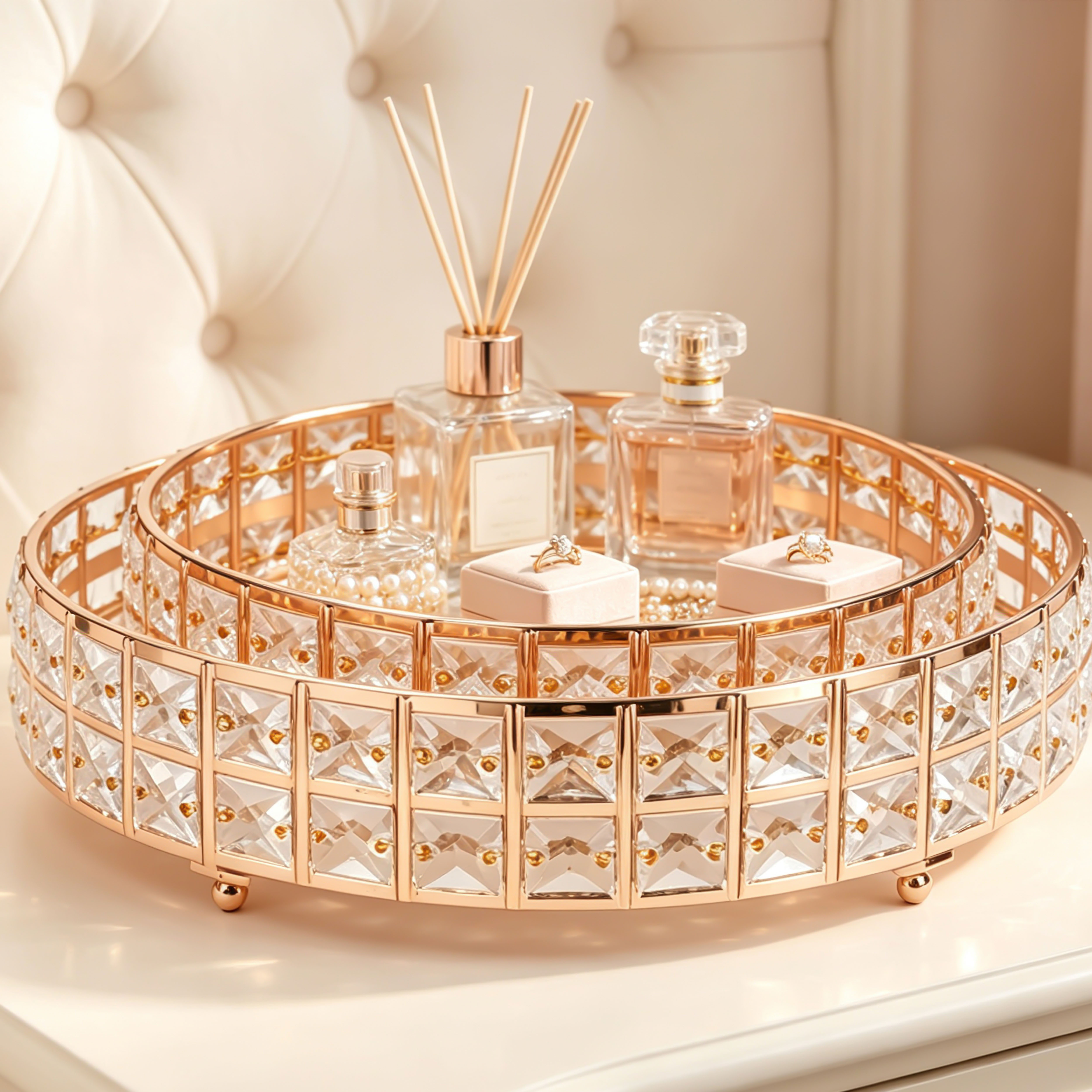 Circular acrylic tray
