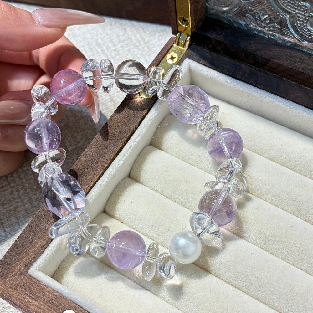 "Purple Glass". Auspicious for fire