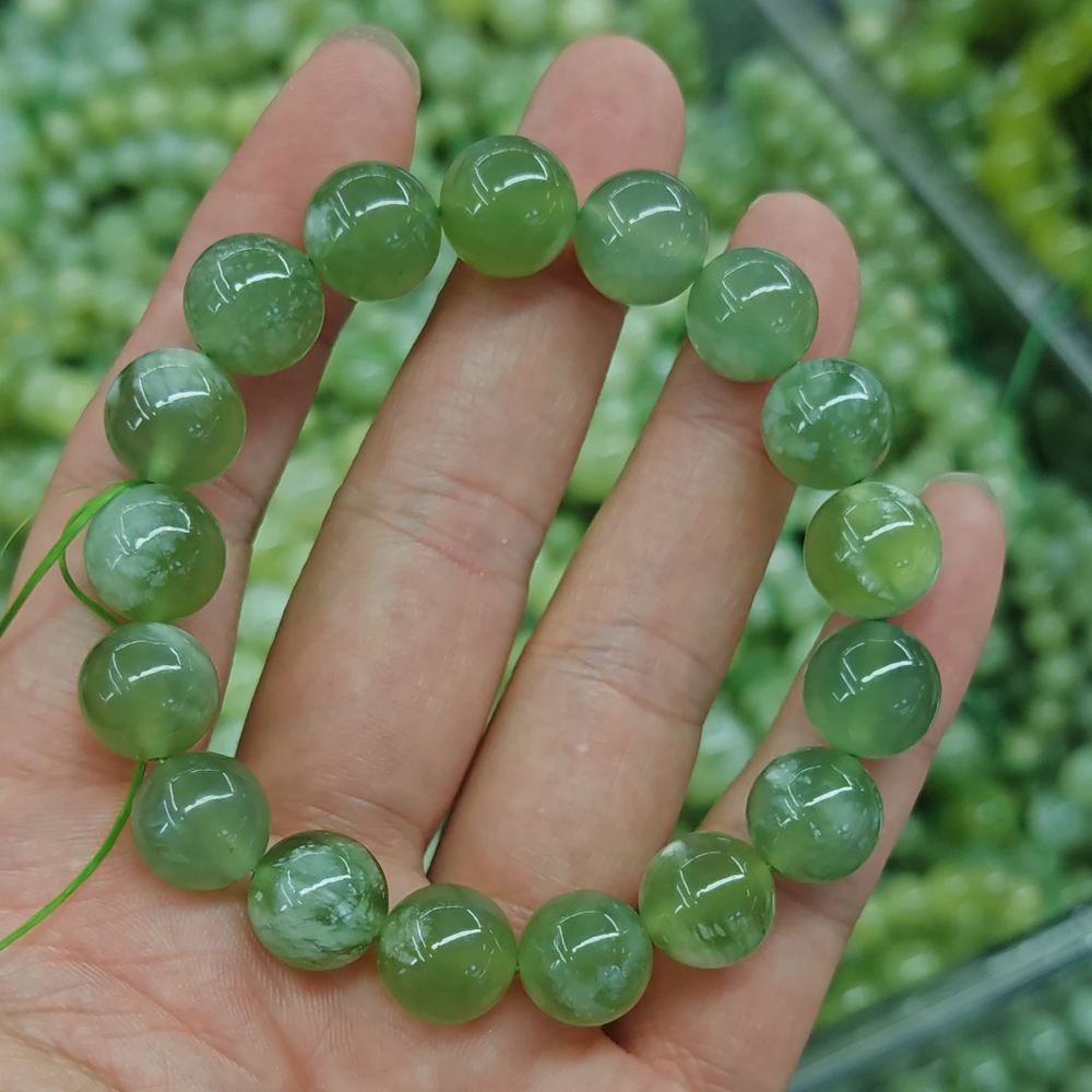[Grade: High] Green Grape Milk-Cap Xiu Jade