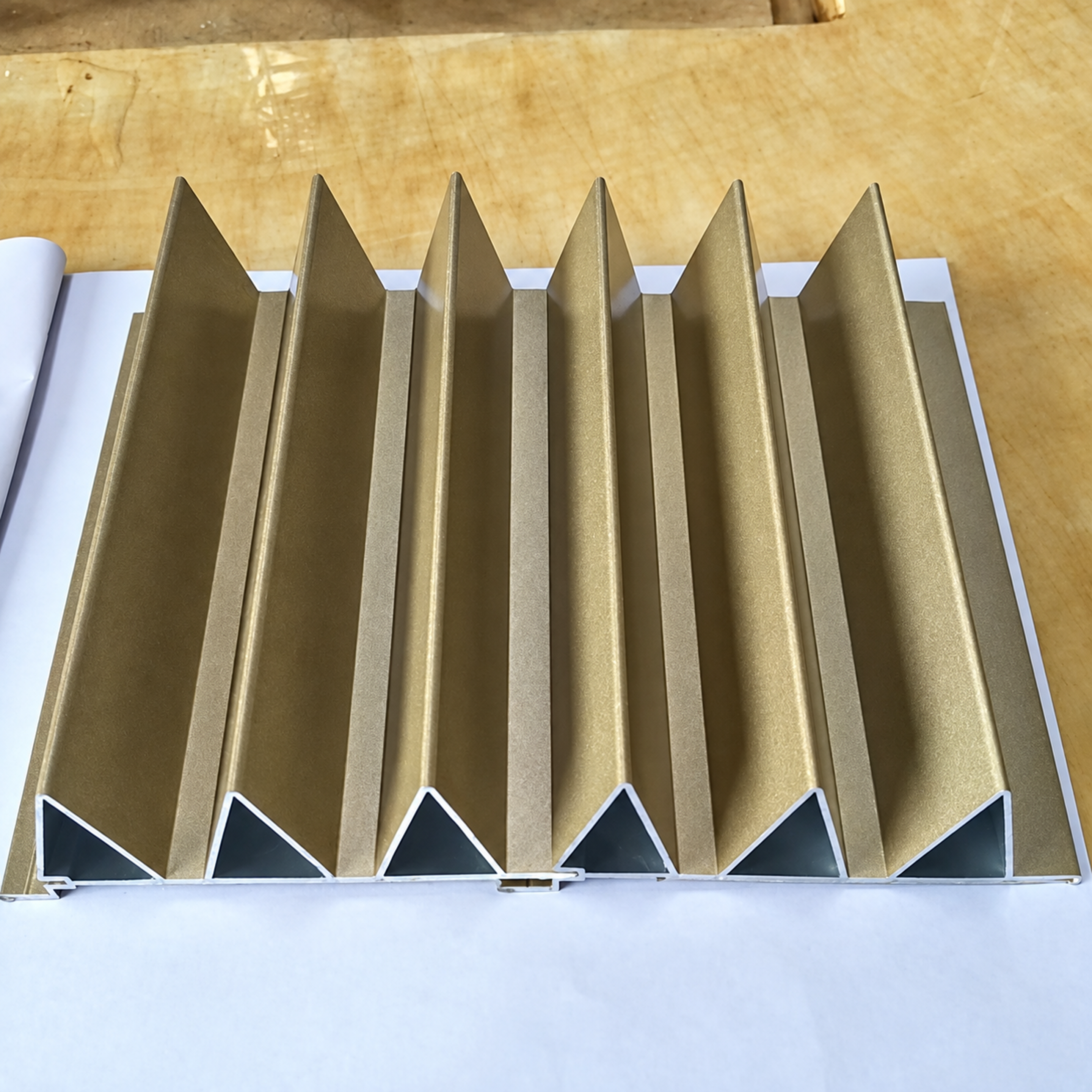 Wave-shaped wall panel
